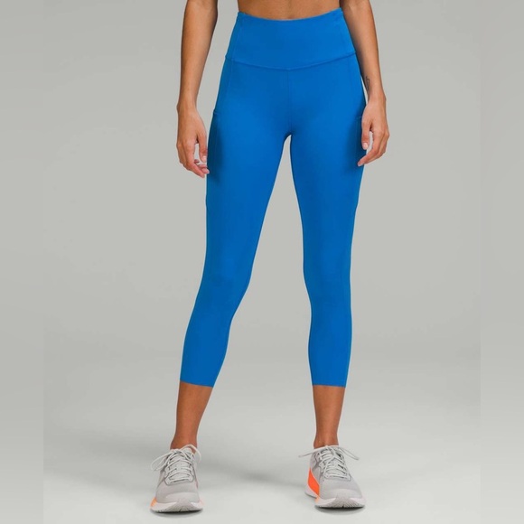 Lululemon Fast and Free High-Rise Crop 23” size 0 
Poolside - Picture 4 of 14